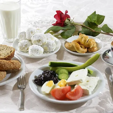 Ξενοδοχείο με διαμερίσματα αμαλία PalaiónTsiflíkion