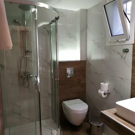 Hotel apartamentowy Amalia PalaiónTsiflíkion