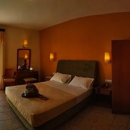 Amalia 3* PalaiónTsiflíkion