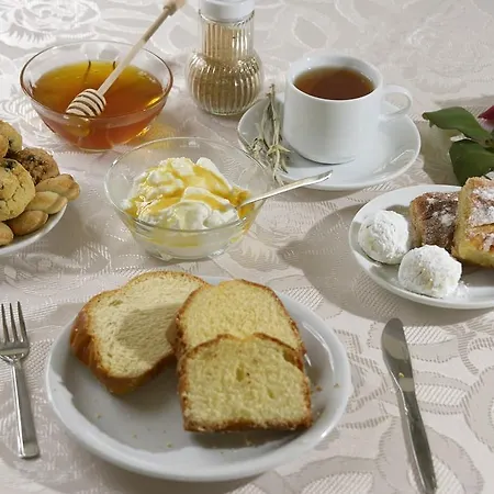 Amalia 3* PalaiónTsiflíkion