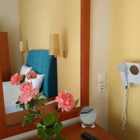 Amalia 3* PalaiónTsiflíkion